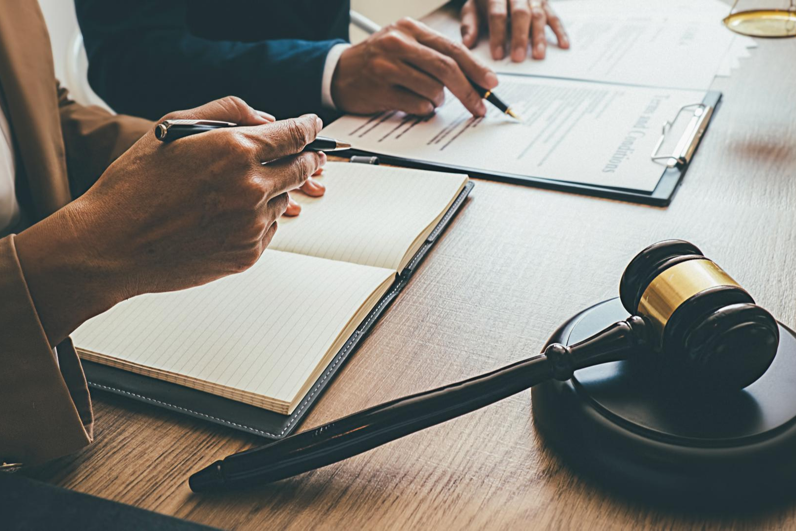 Servicio de abogado mercantil en el despacho de abogados Ackermann & Schwartz