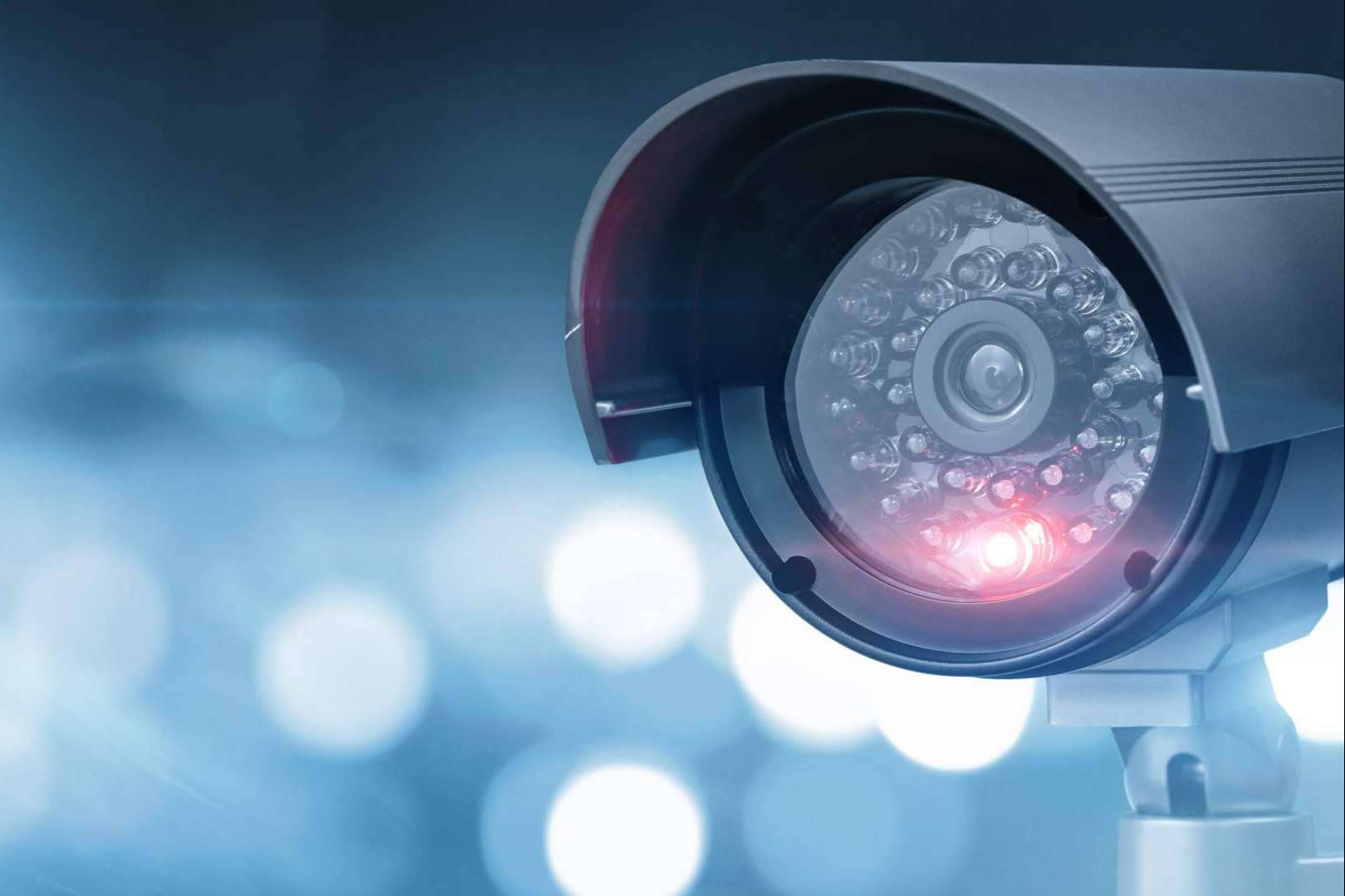 ¿Por qué es importante contar con un sensor de alarma ante una intrusión?: Alarma de vídeo en tiempo real