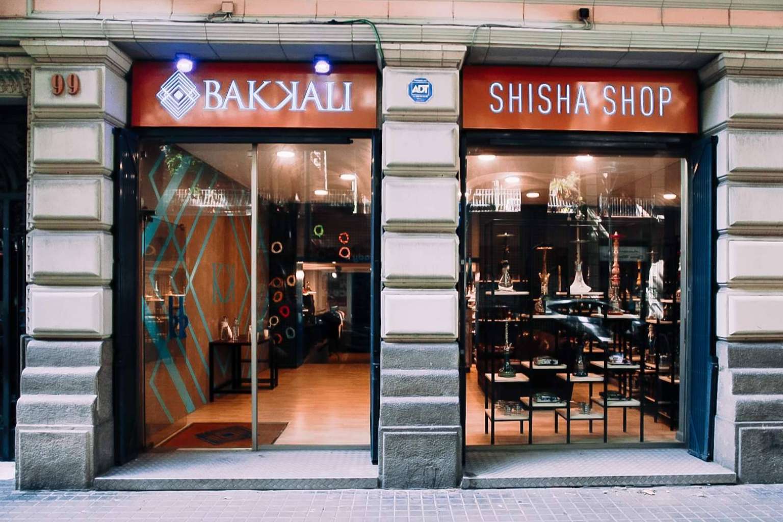 La tienda especializada en cachimba Bakkali Shisha Shop abre su segunda tienda física en Barcelona