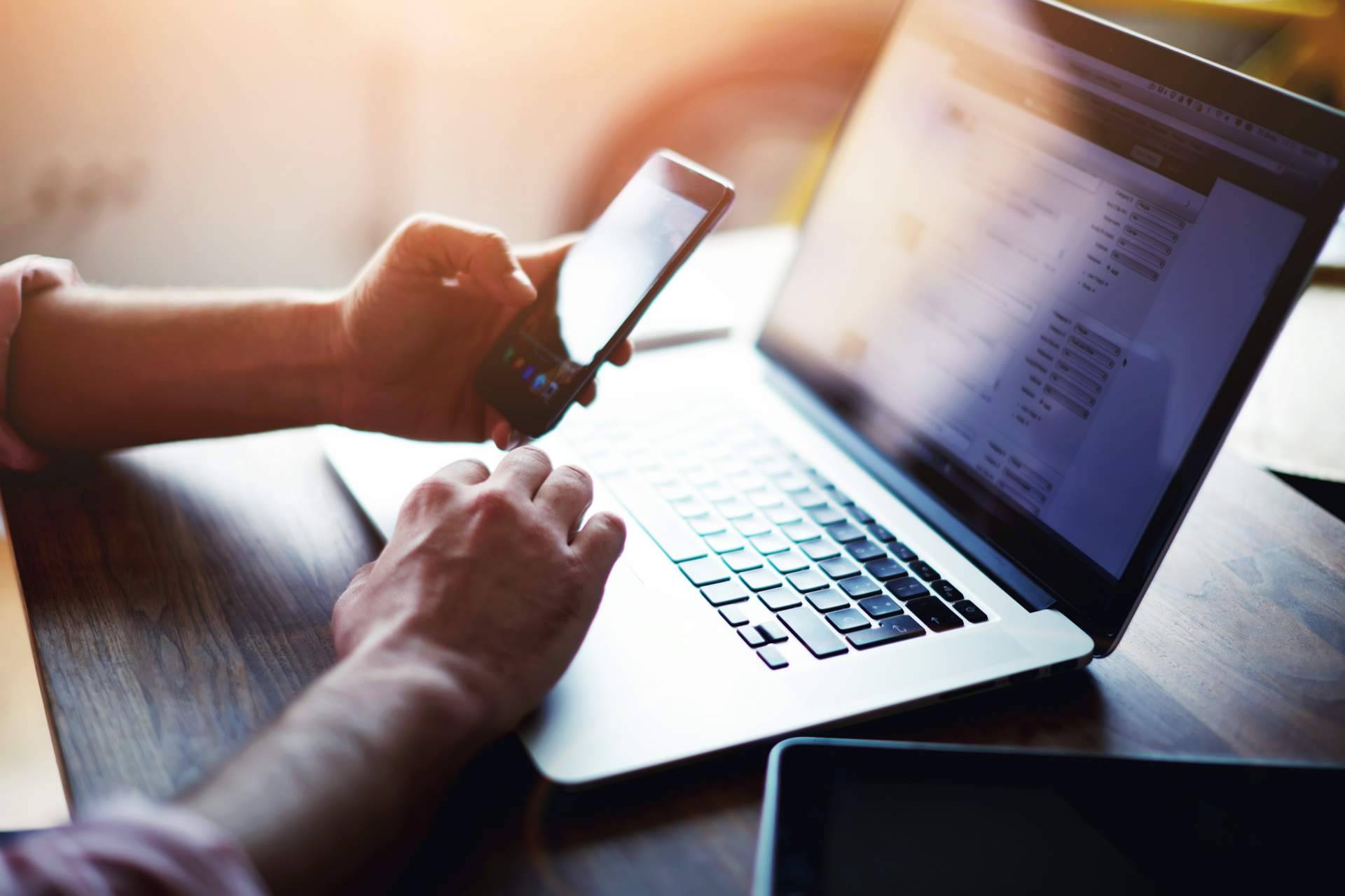 Eliminar contenido de Facebook o Instagram con los servicios de Remove Group