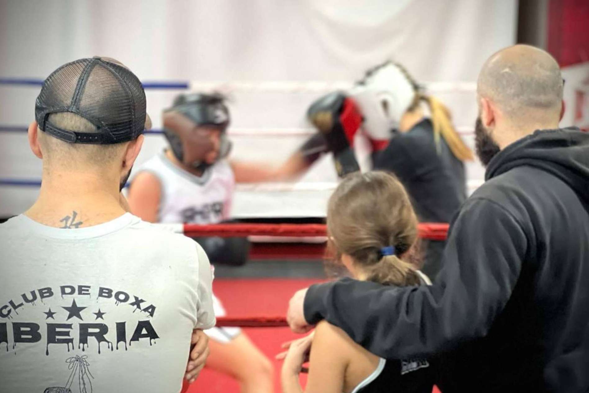 Entrenar boxeo en Club de Boxa Iberia
