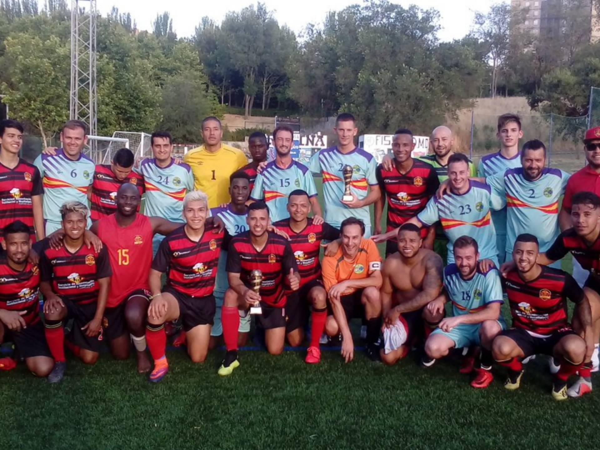 Disfrutar de unas vacaciones jugando al fútbol en el extranjero