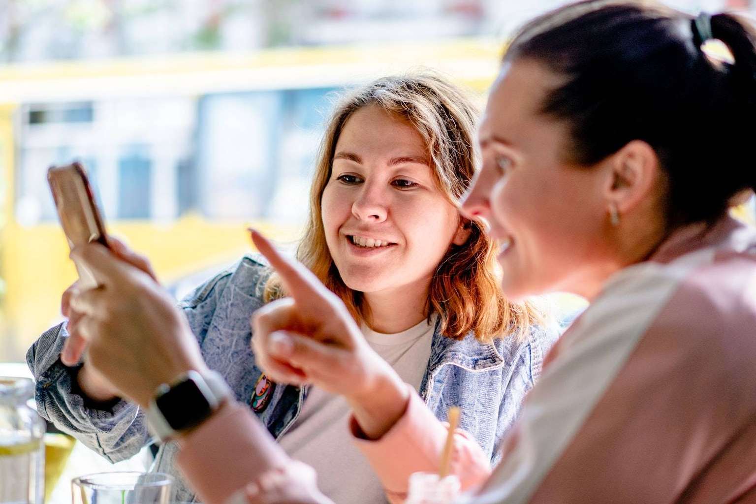 Los Premios Internacionales Marcas que Enamoran cuentan con la participación de más de 7.000 personas durante el primer mes de votación pública