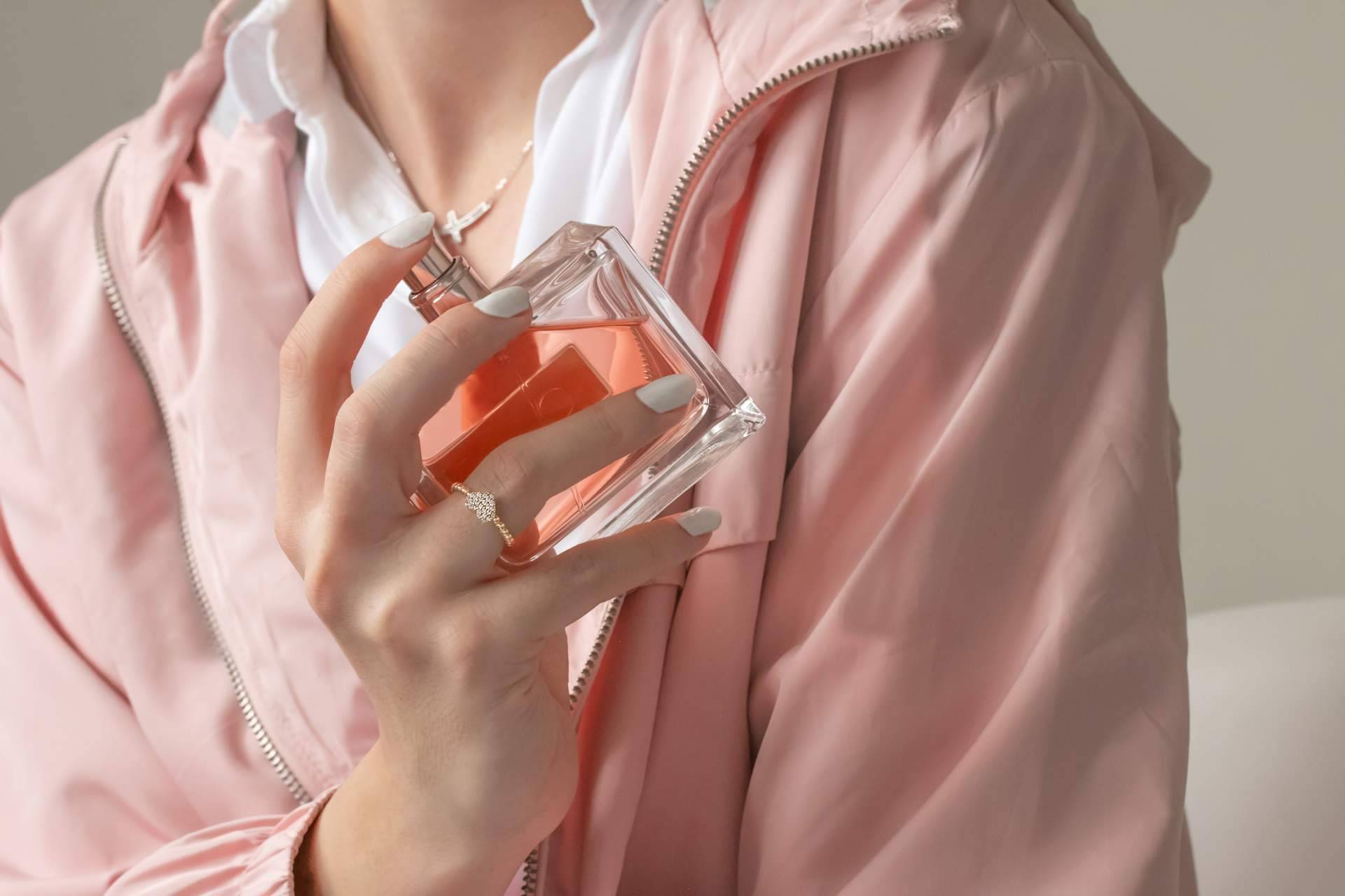 Perfumes de mujer para cada necesidad, con Tus Compras de Confianza