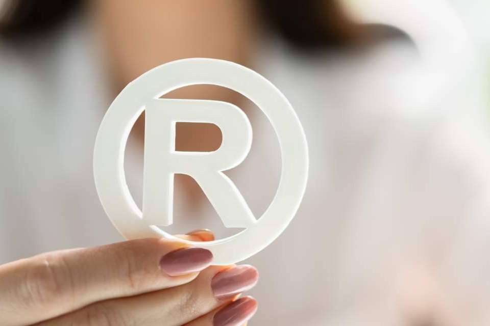 ¿Cómo elegir un nombre de marca para un producto nuevo y registrarla?, por iMarcas