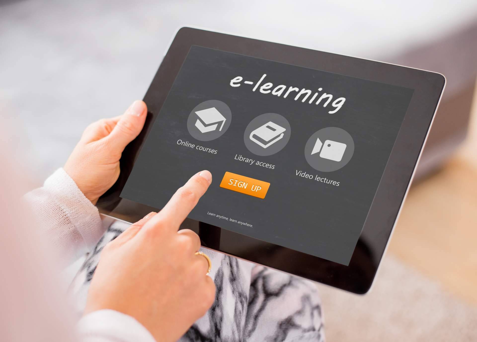Gesenco Formación presenta en su plataforma e-learning una serie de formaciones centradas en los tiempos actuales