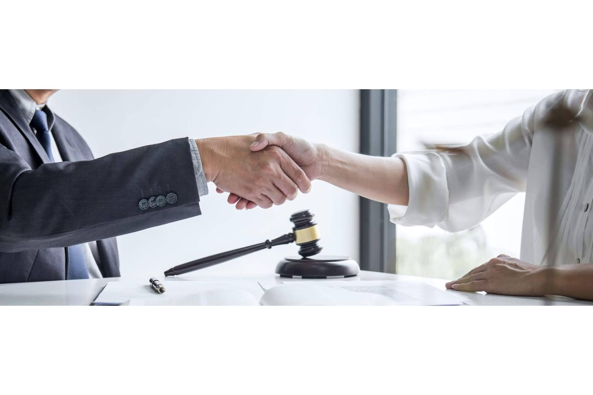 Servicios de consulting para implementar y adecuar espacios, hoteles, restaurantes y caterings para organizar eventos