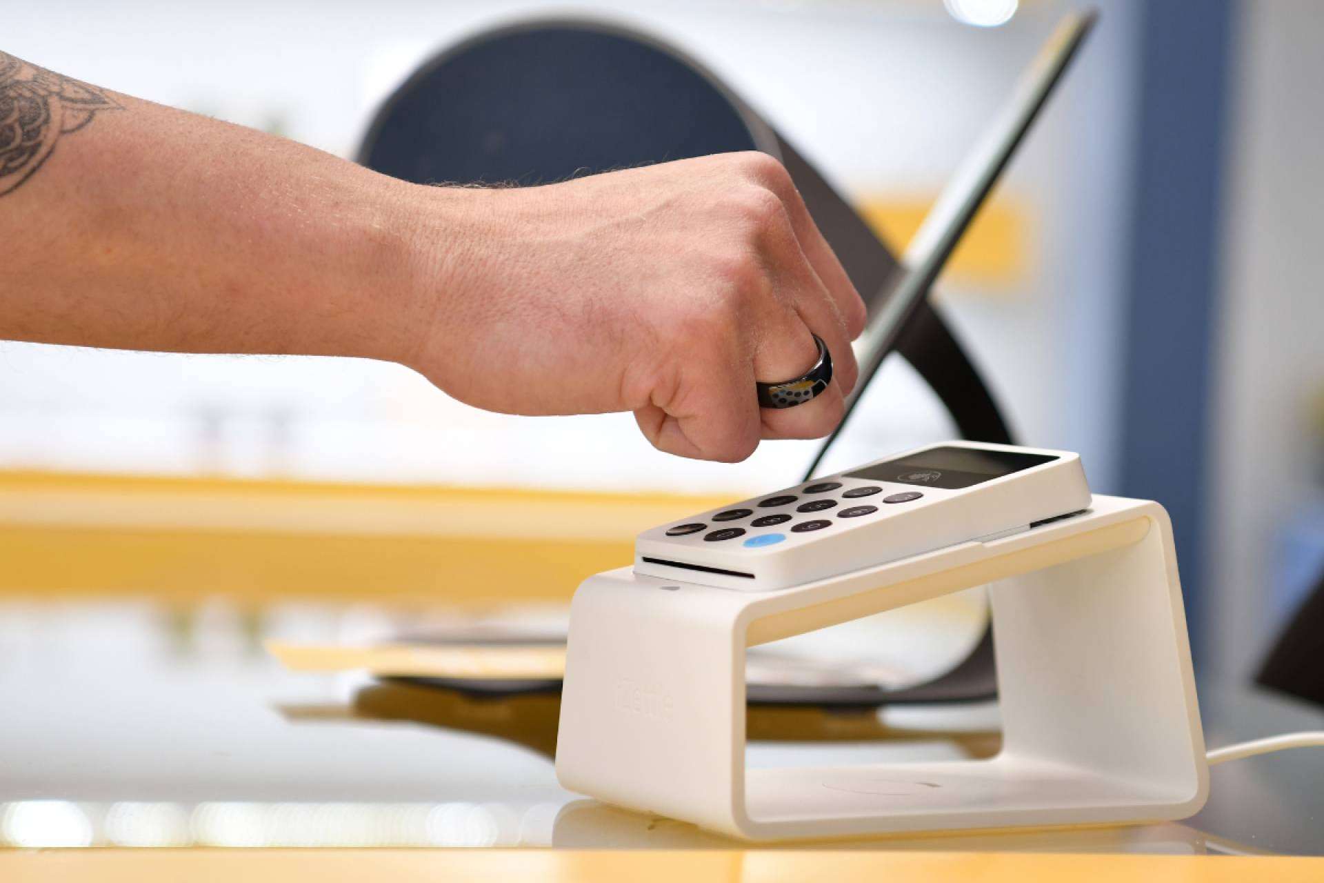 Una alternativa a las tarjetas bancarias, Rikki
