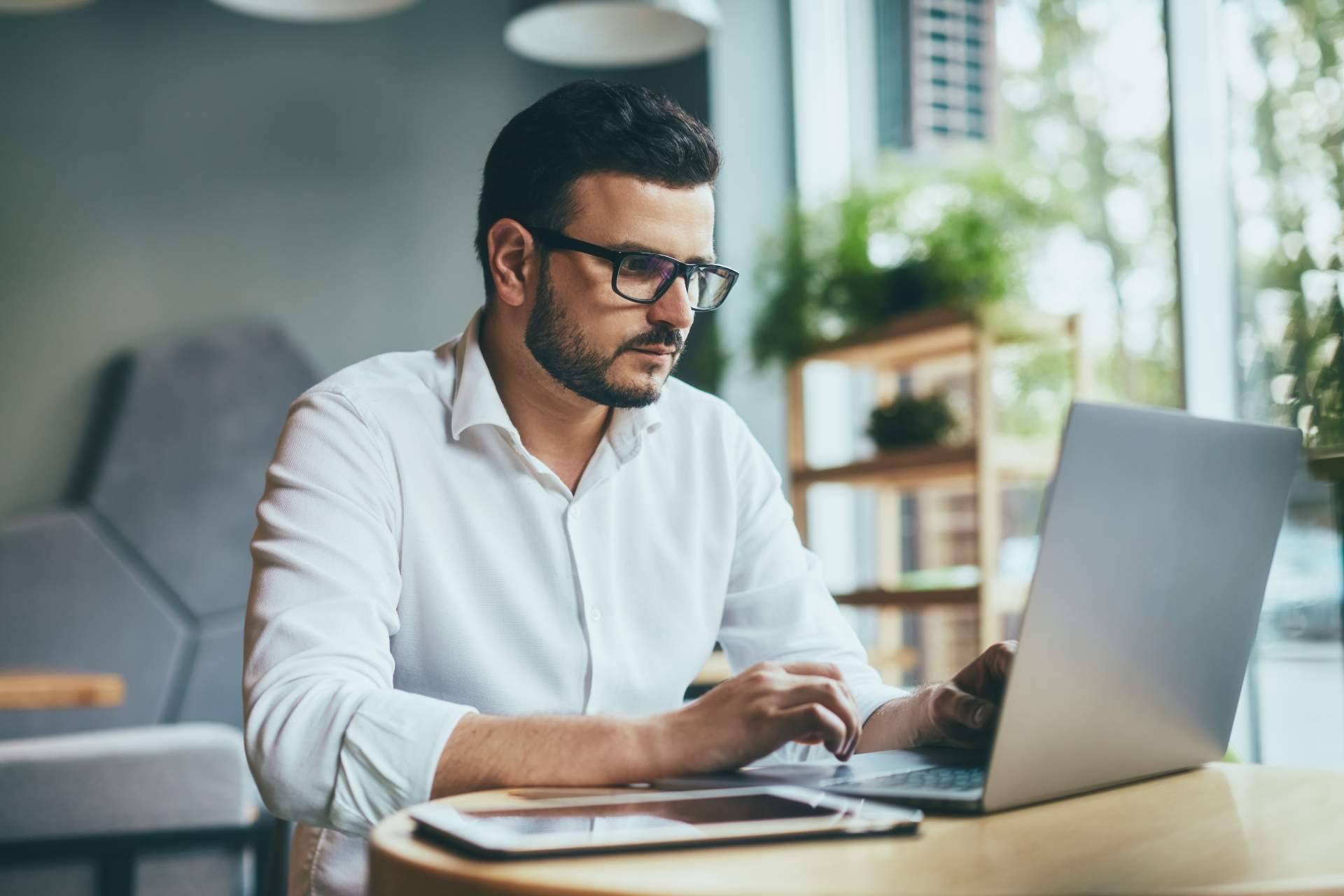 ¿Cuáles son las ventajas de conseguir trabajo online desde casa?, por Relajatec