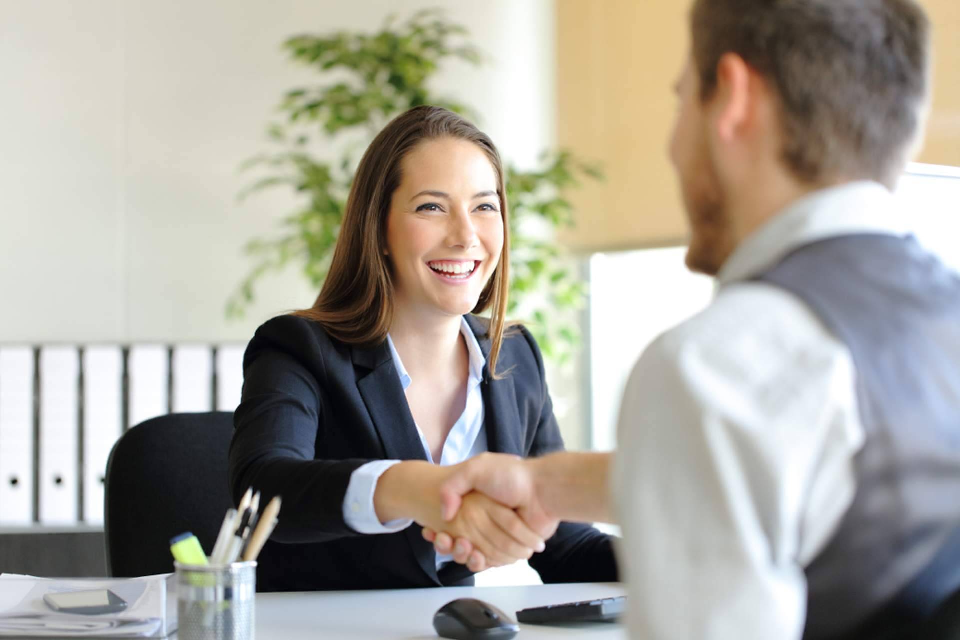 Las 4 claves para un servicio al cliente brillante