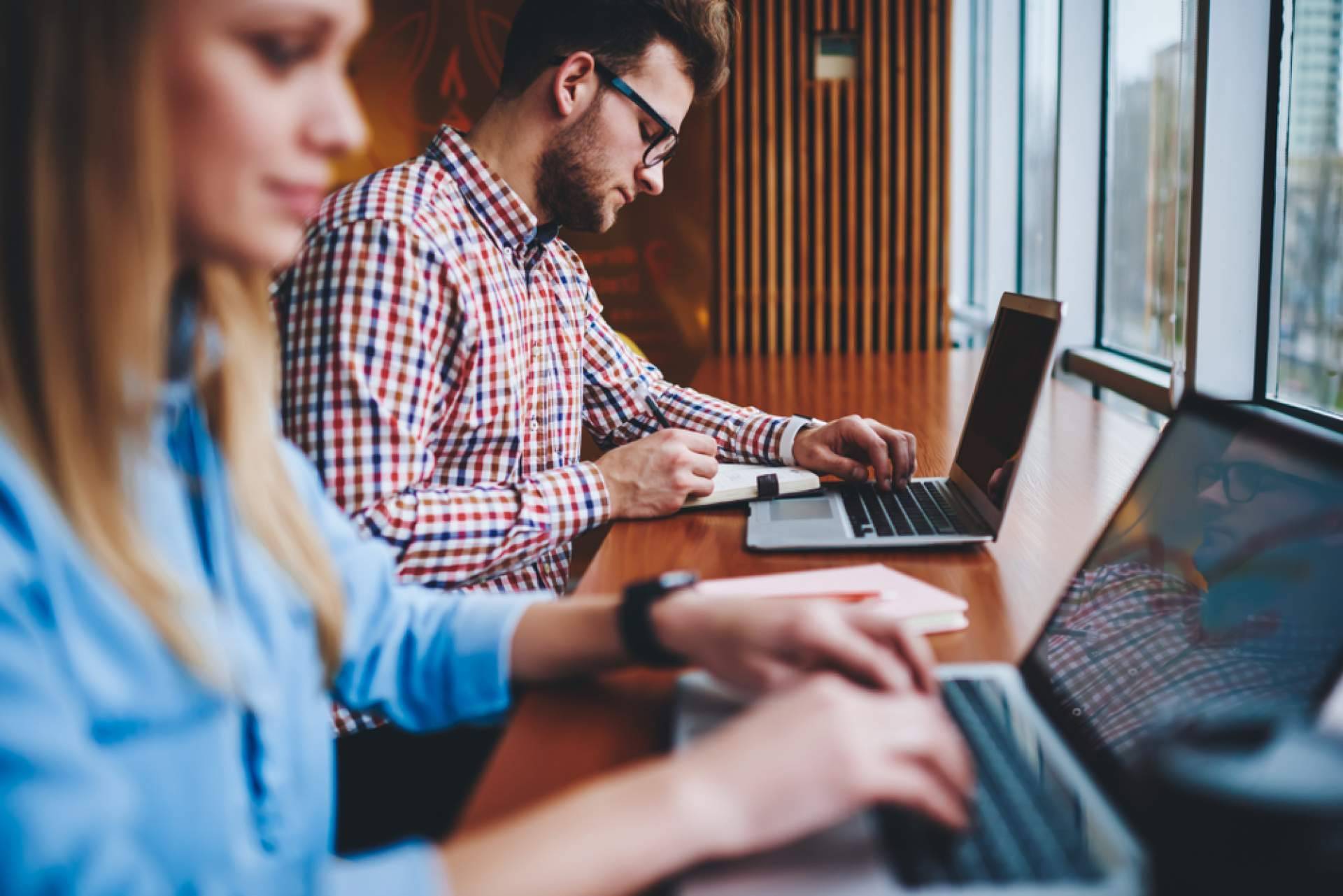 Desarrollo software de gestión de contenidos a medida con Devmunity