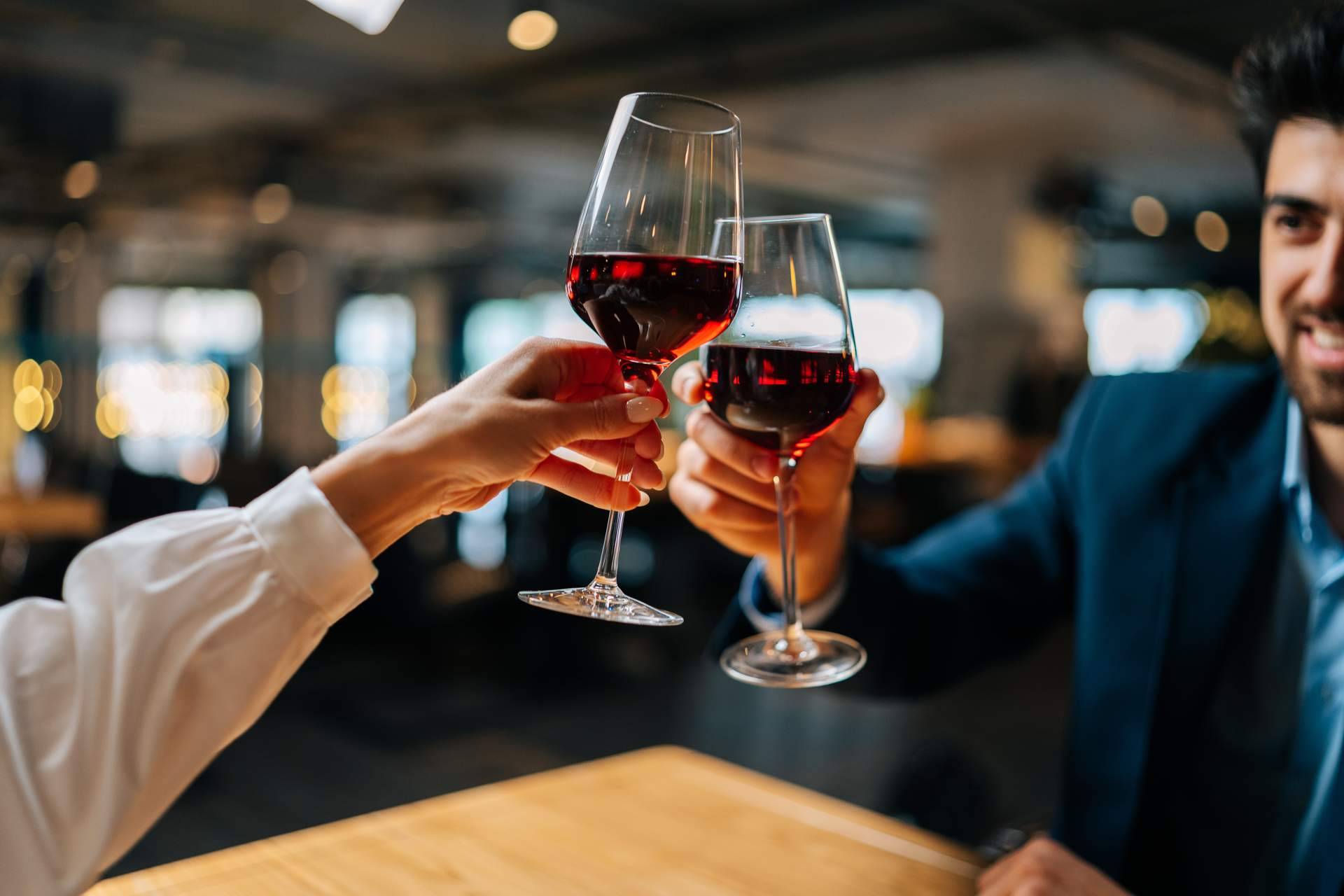 El amplio y exquisito catálogo de vinos de cercanía y km 0 de Casa del Vino Javea