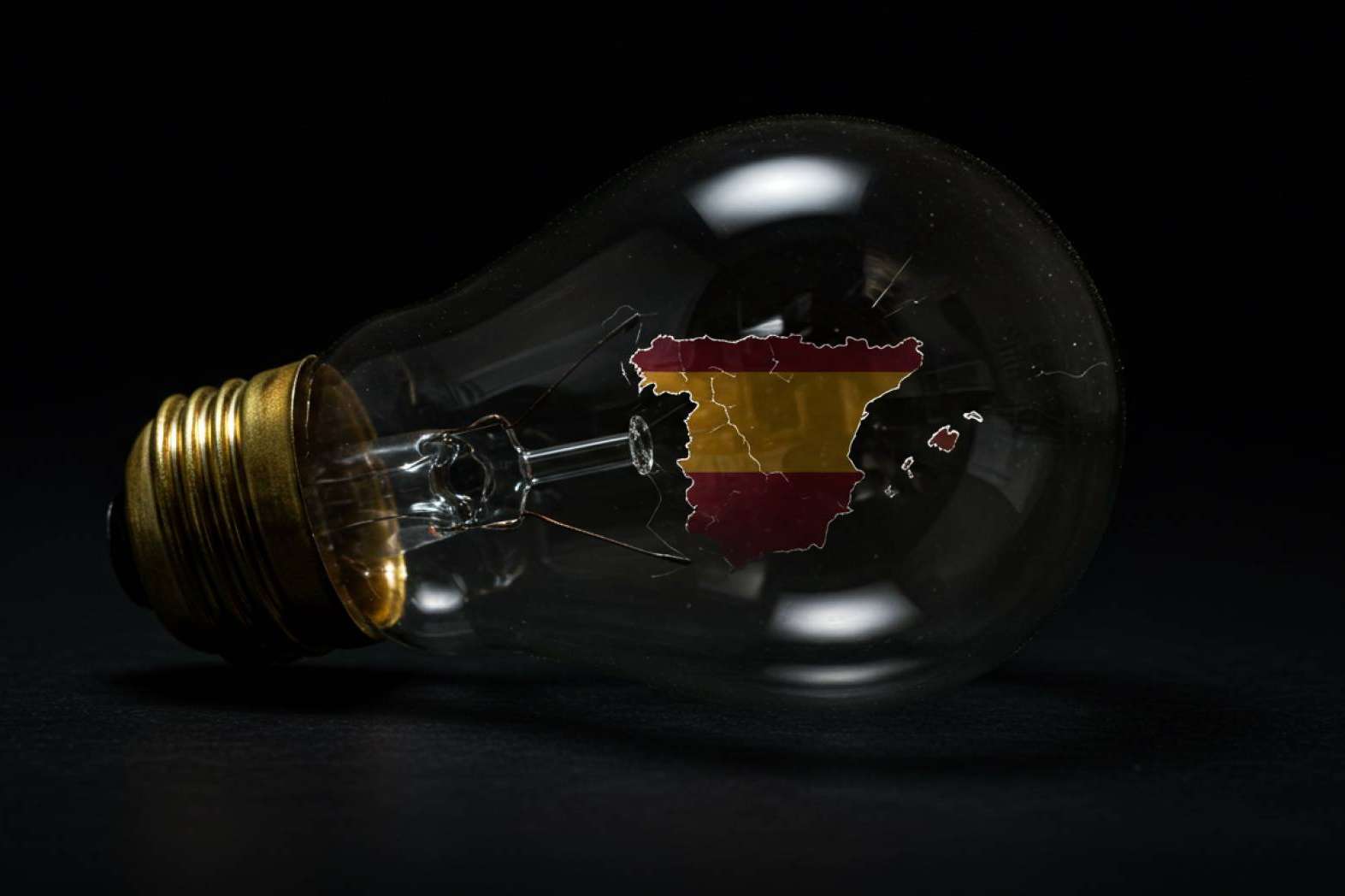Apagón eléctrico y ciberseguridad; lecciones del gran corte de abril de 2025
